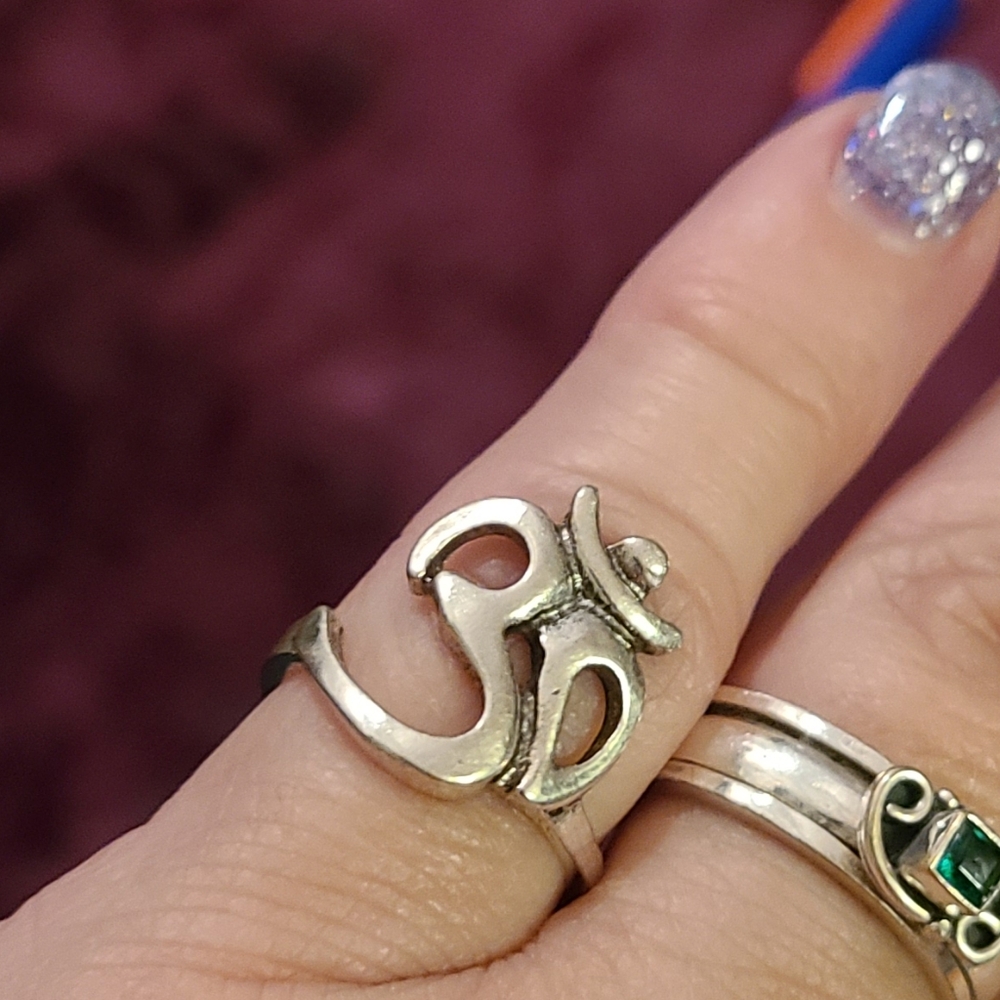 Silver Om Symbol Ring Sz 3.5